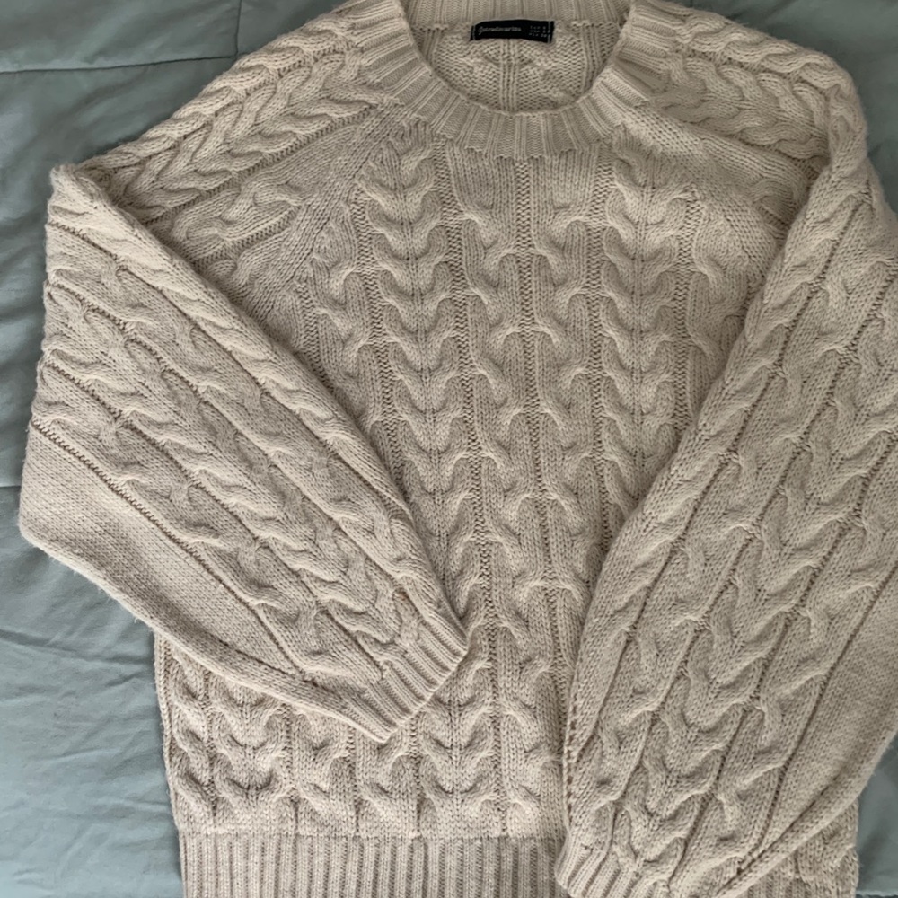 Stradivarius cream  Sweater